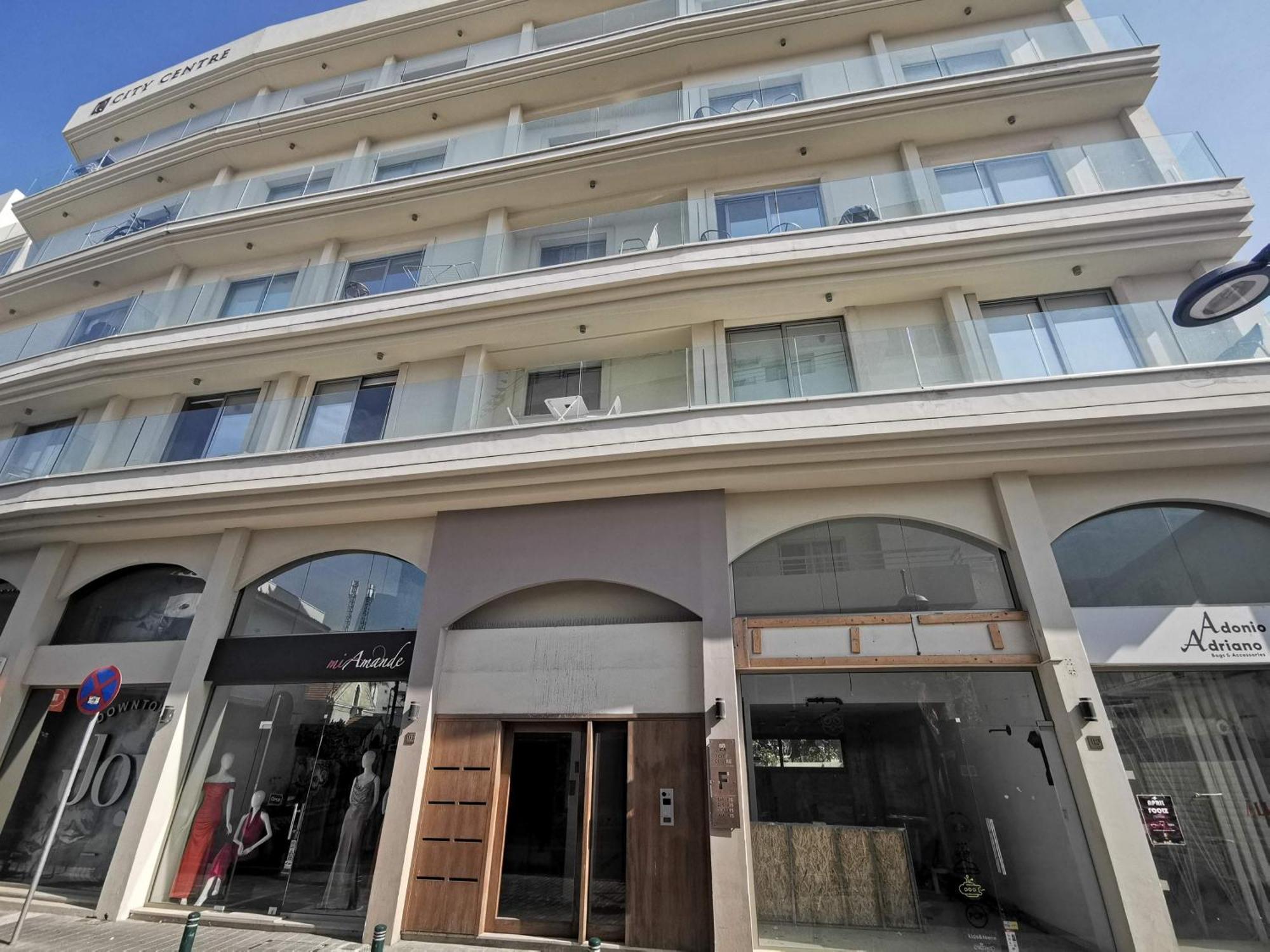 Lemon Paradise City Centre 200M From Beach Larnaca Exterior photo